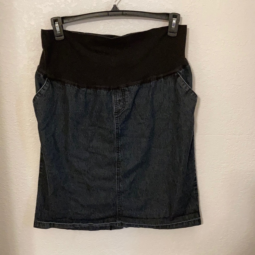 Duo maternity large stretchy Jean skirt